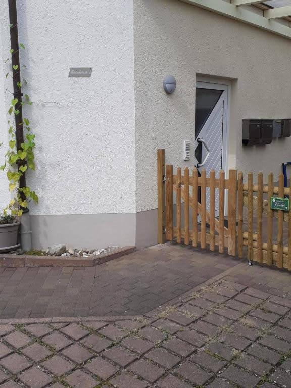 Zimmer Frei 4 Wiesbaden Esterno foto